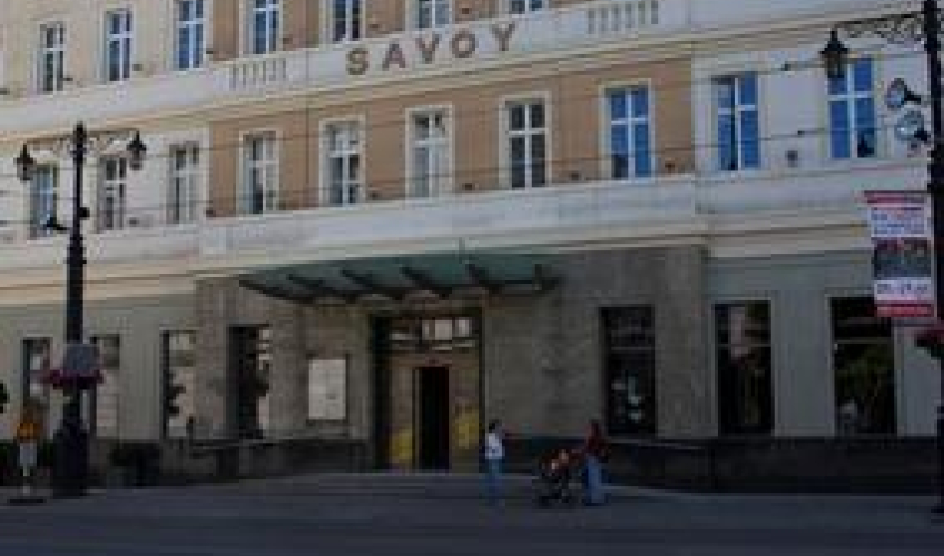 Carlton Savoy 2